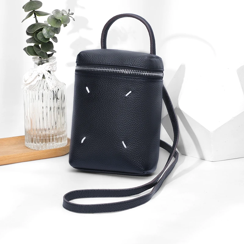 竖款休闲真皮手机包包女2025新款时尚百搭斜挎包头层牛皮小单肩包