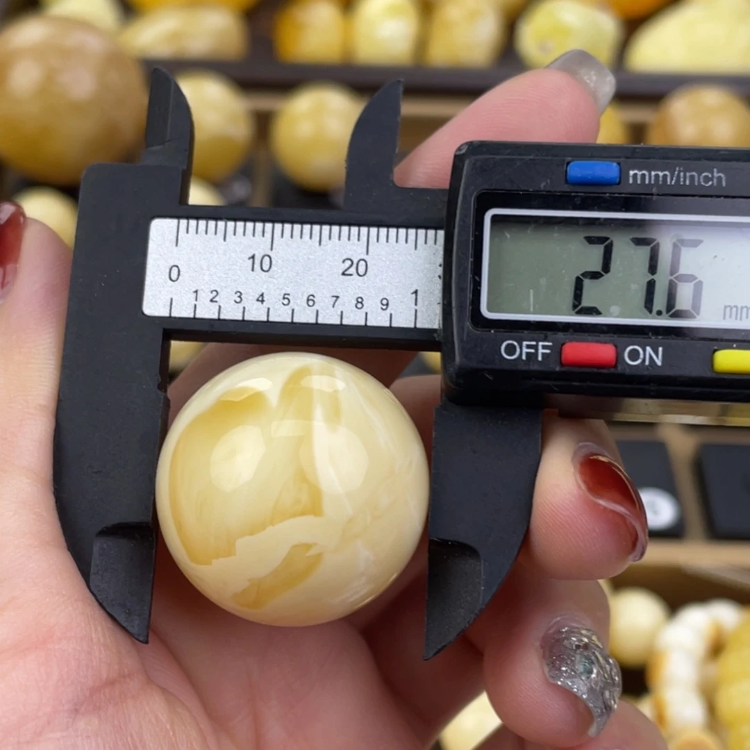 裸石琥珀未镶嵌微瑕404