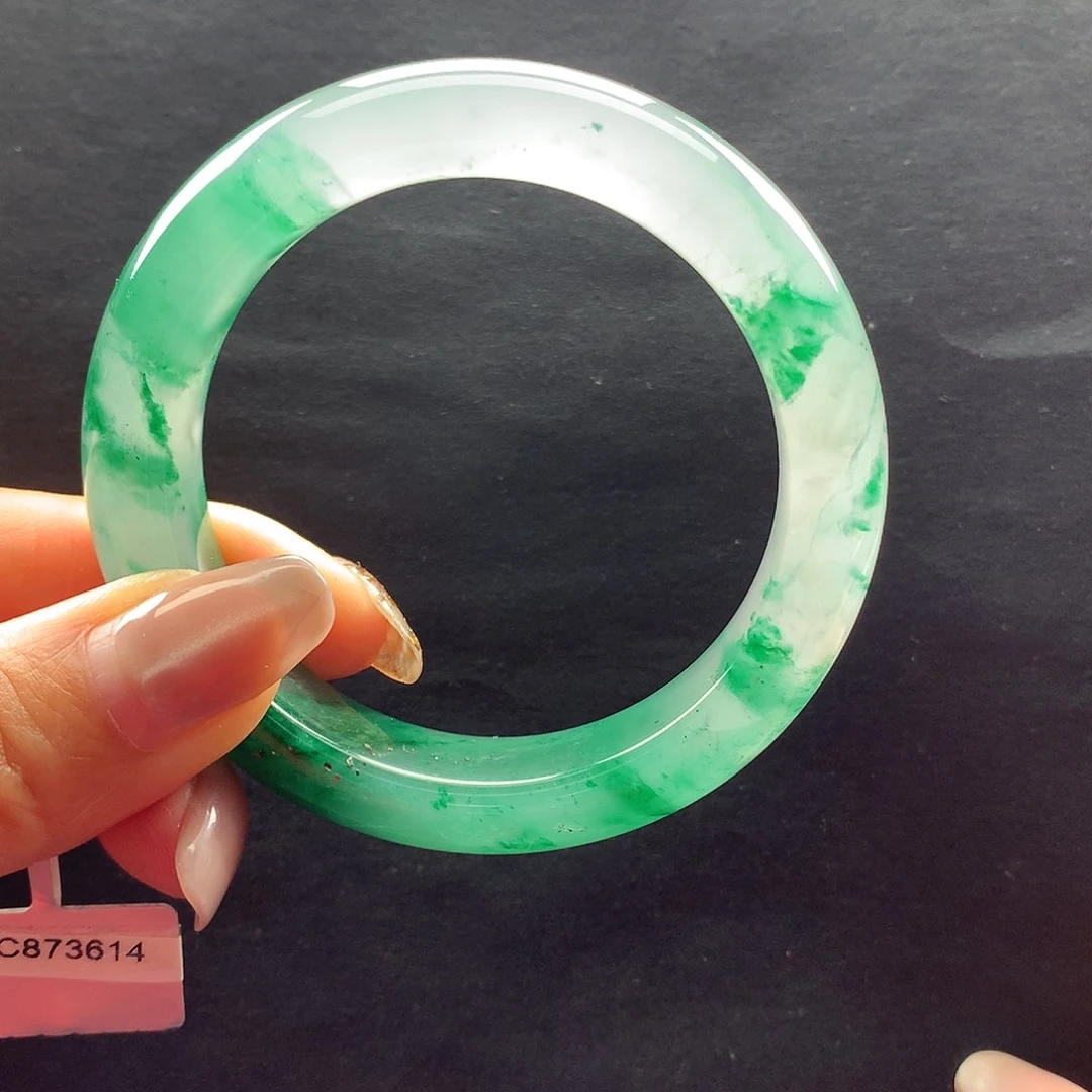 【闪购商品】石英质玉手镯未镶嵌