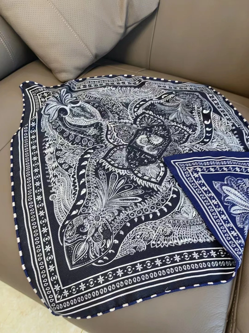 丝纡---军妃花园 外单丝绒提花65*65围巾披肩