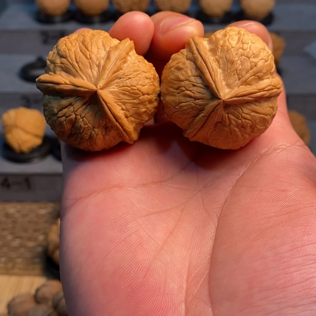 把件文玩核桃星****联牛犇