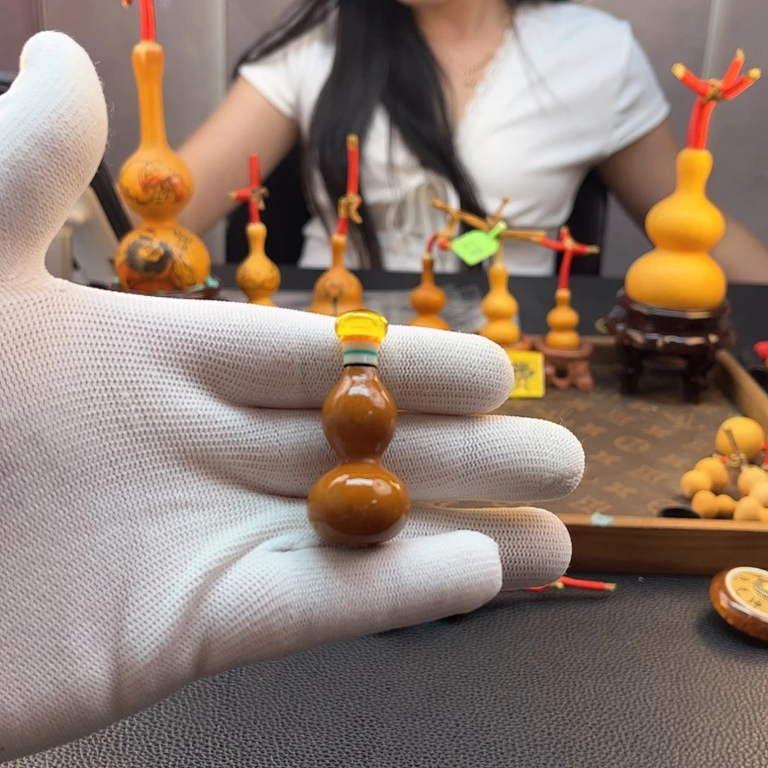 沈***华啦咯啦咯啦咯啦咯啦咯啦咯啦
