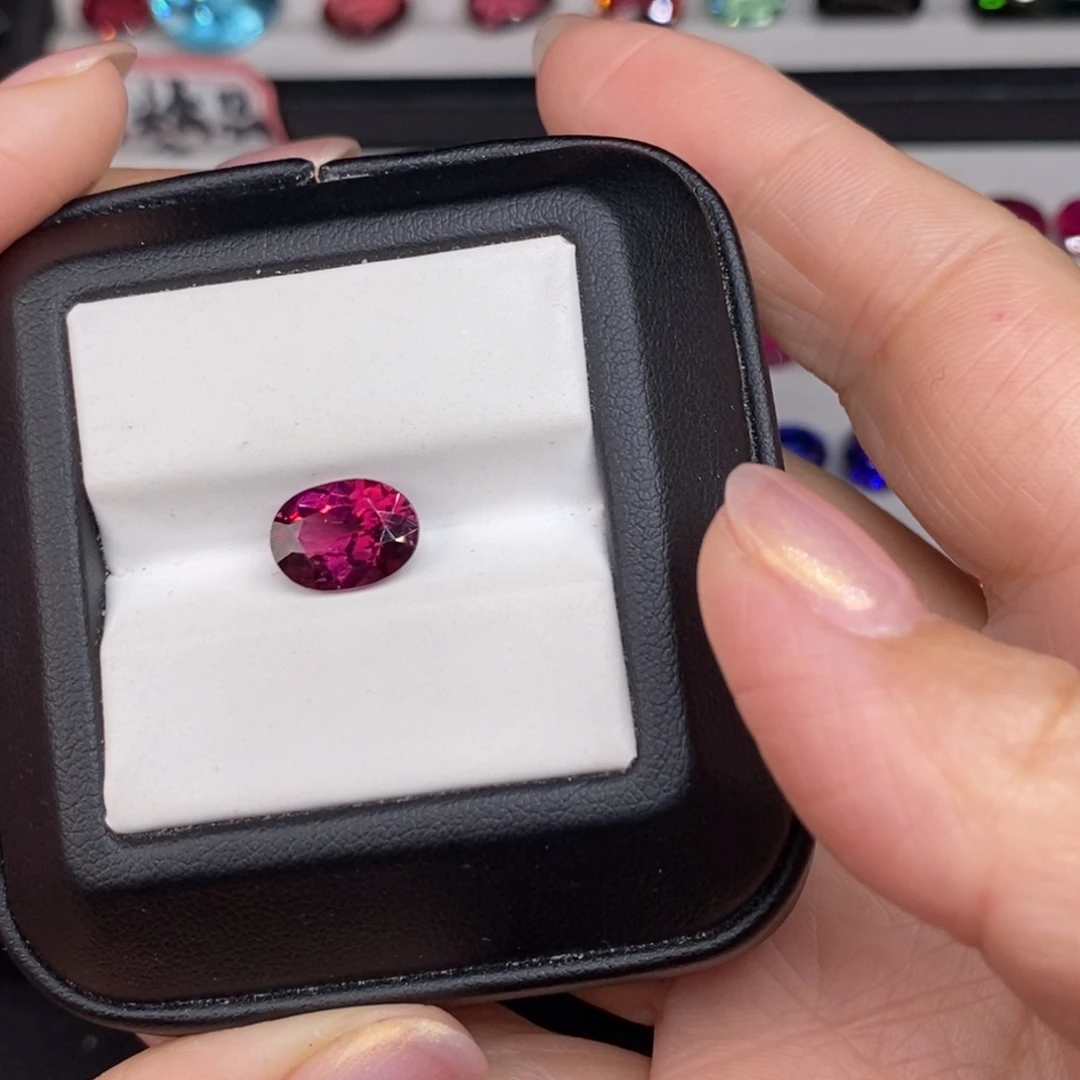 石榴石珠宝半成品未镶嵌3.03克拉美铝