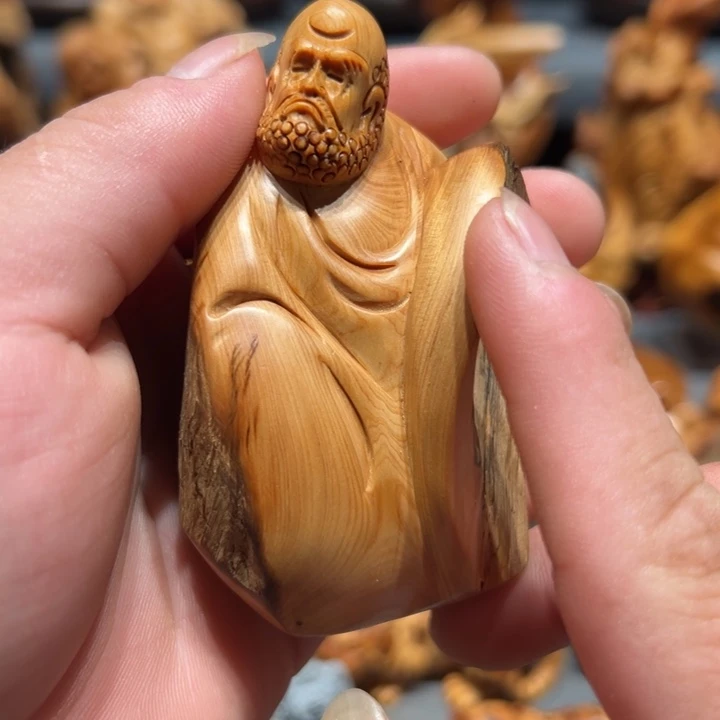 柏木（崖柏）点点关注