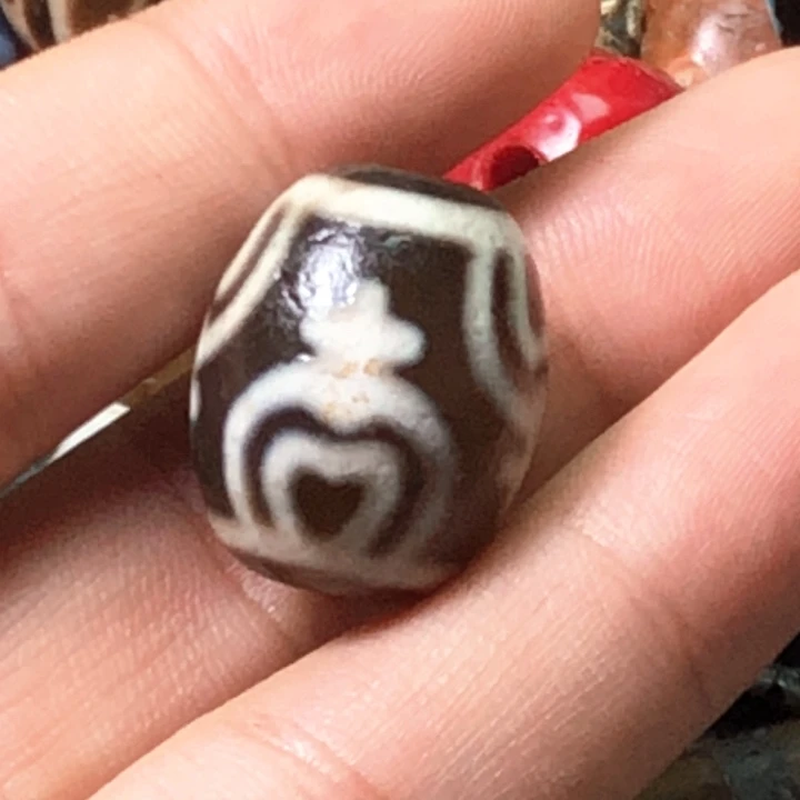 泥塑多**熊东西。