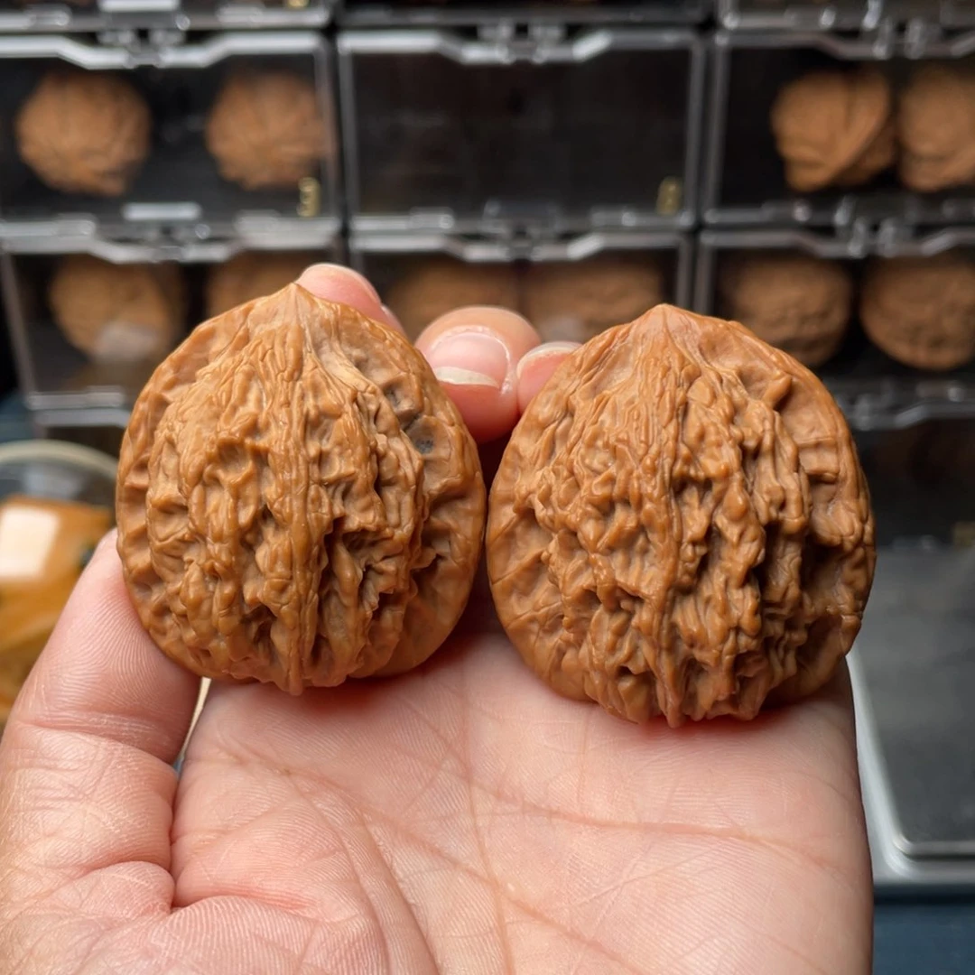 文玩核桃把件42虎头