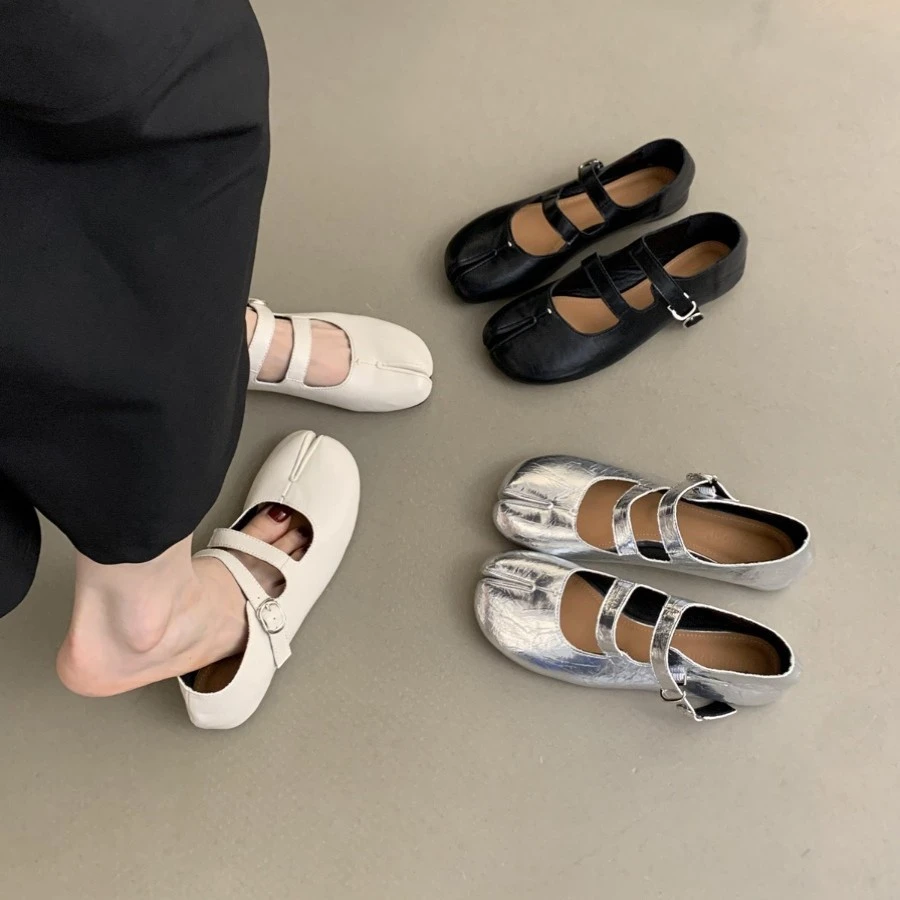 E300分趾夹子脚单鞋女平底春秋新款玛丽珍软皮豆豆鞋一脚蹬马蹄鞋