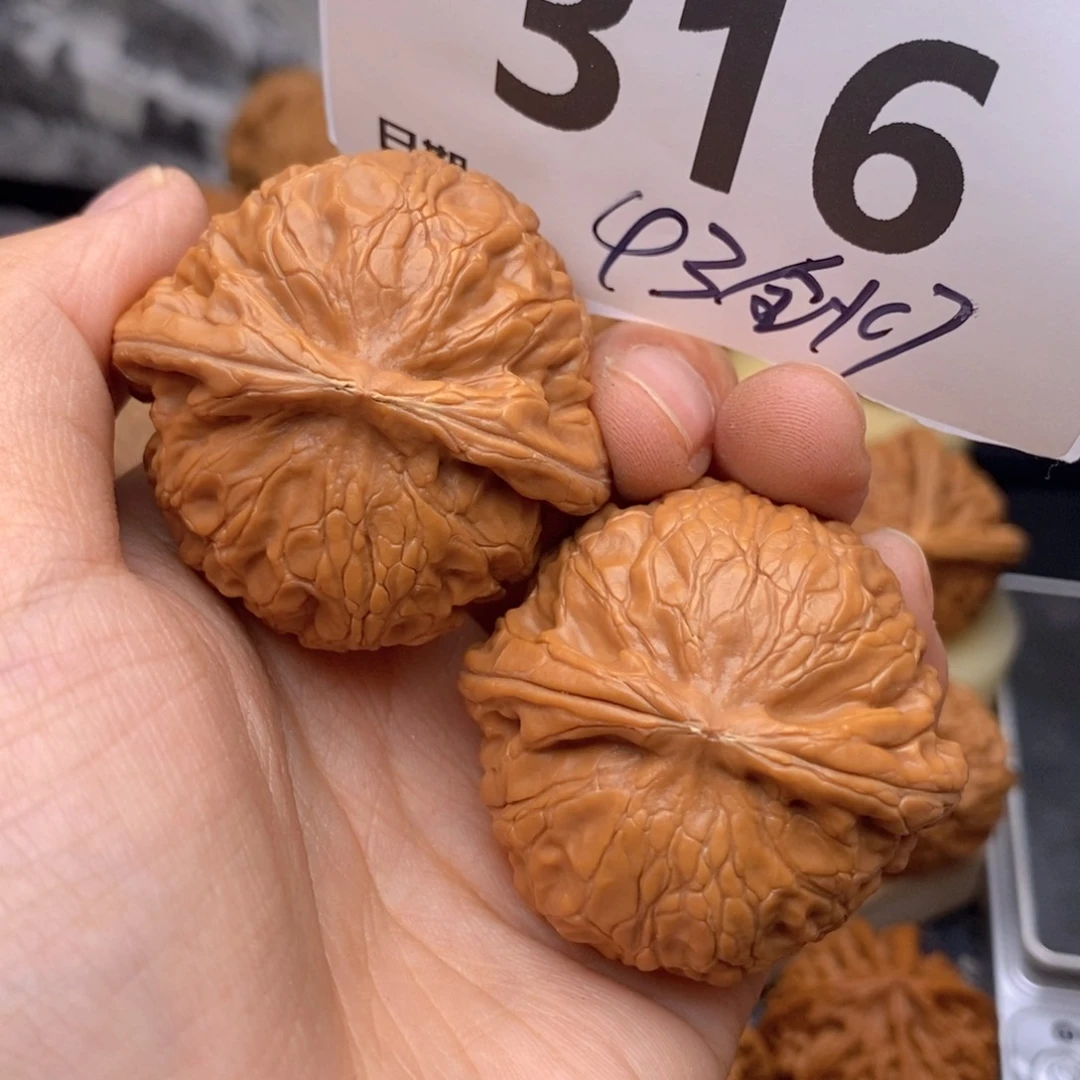 文玩核桃把件316号43全灯