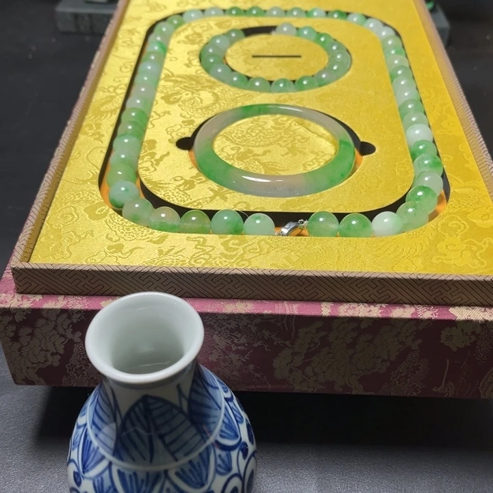 推荐专拍瓷器链接博***藏