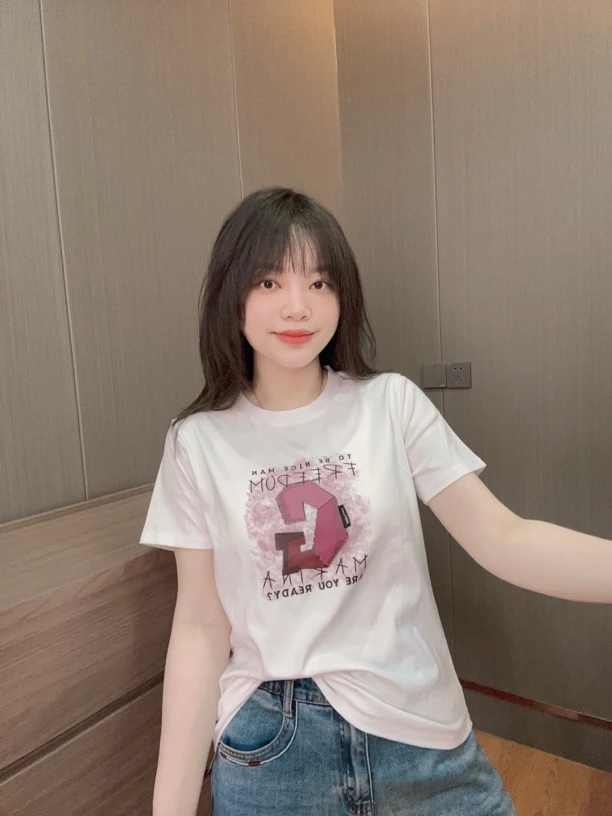 御妍婷英文G短袖显瘦弹力圆领T恤正肩休闲时尚女新款上衣316