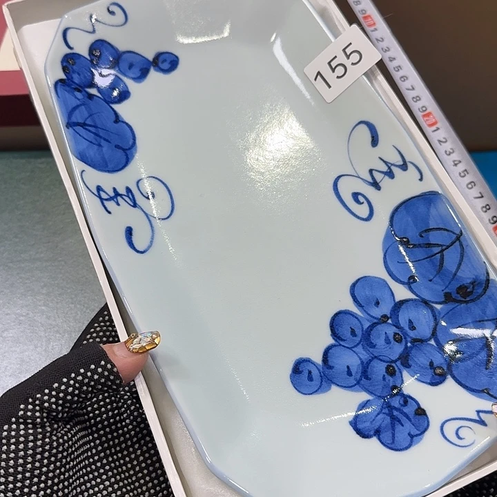 很好看的钵子很好看的盘子