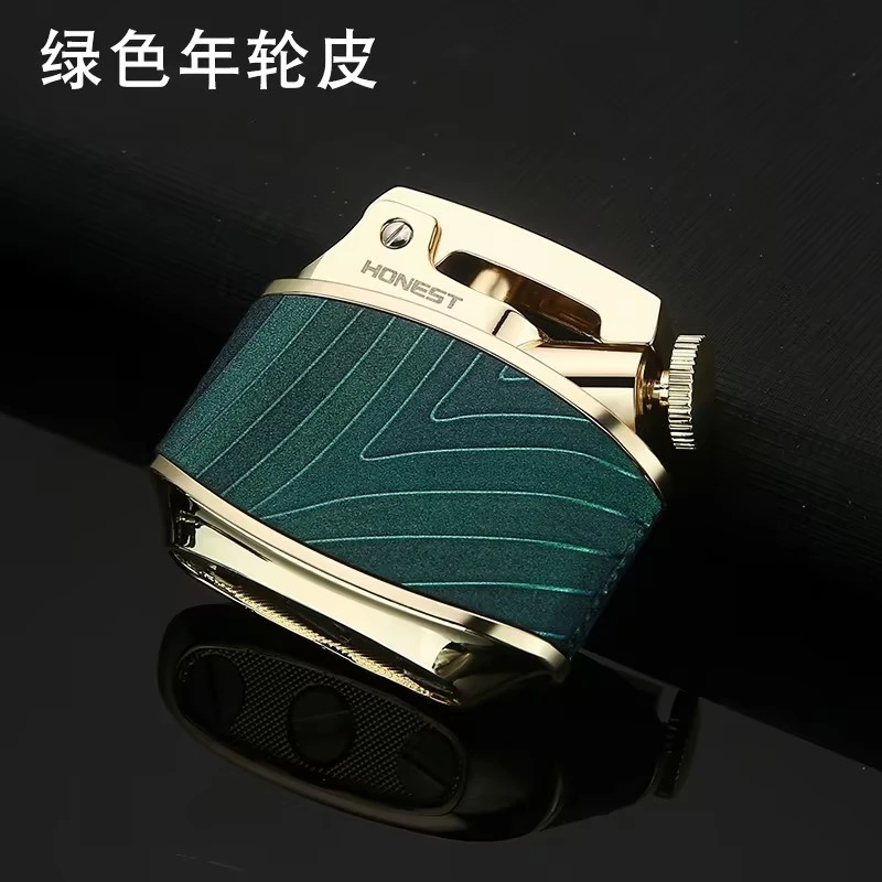 新款复古砂轮按压弹射打火机商务适用高端大气金属设计