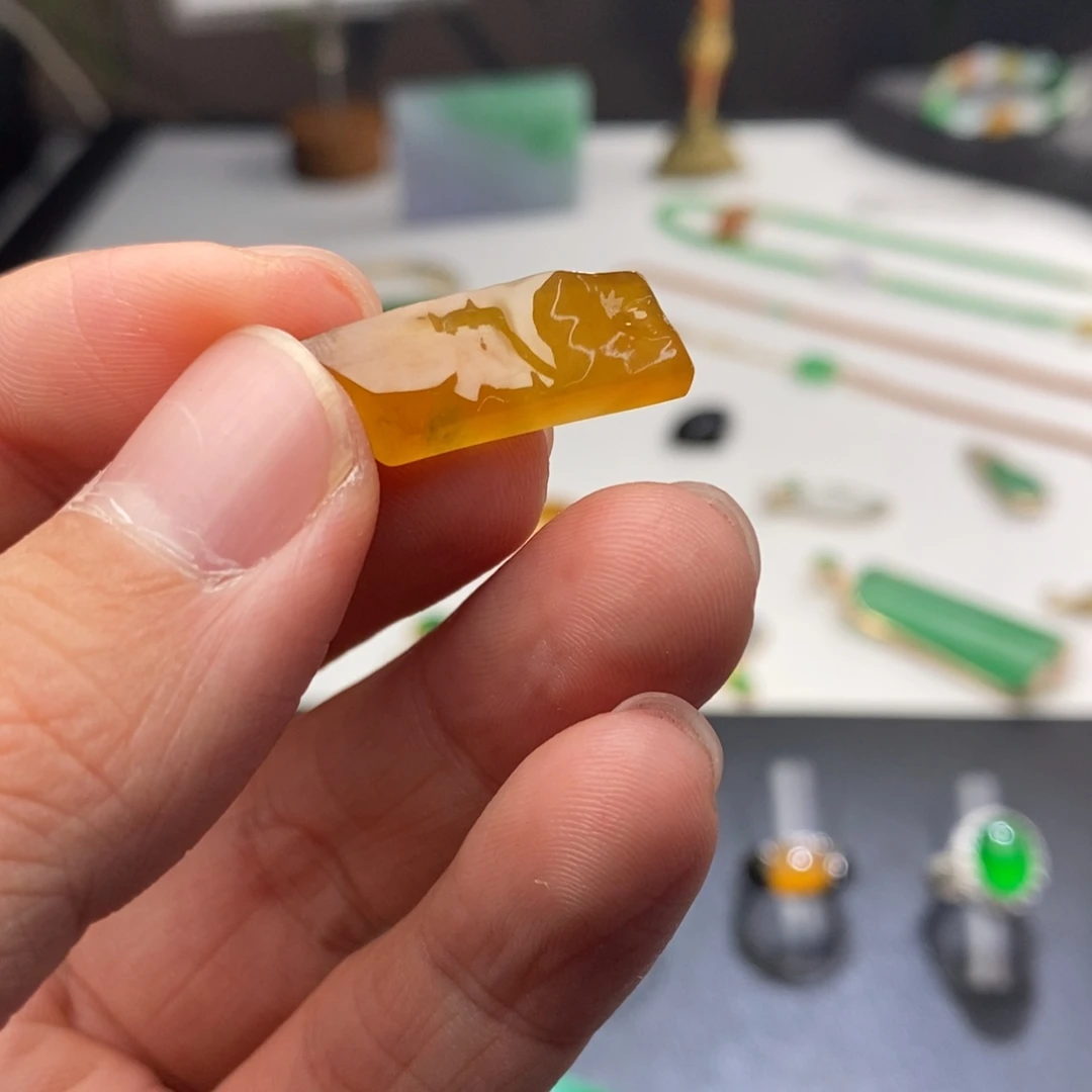 定制翡翠未镶嵌包工