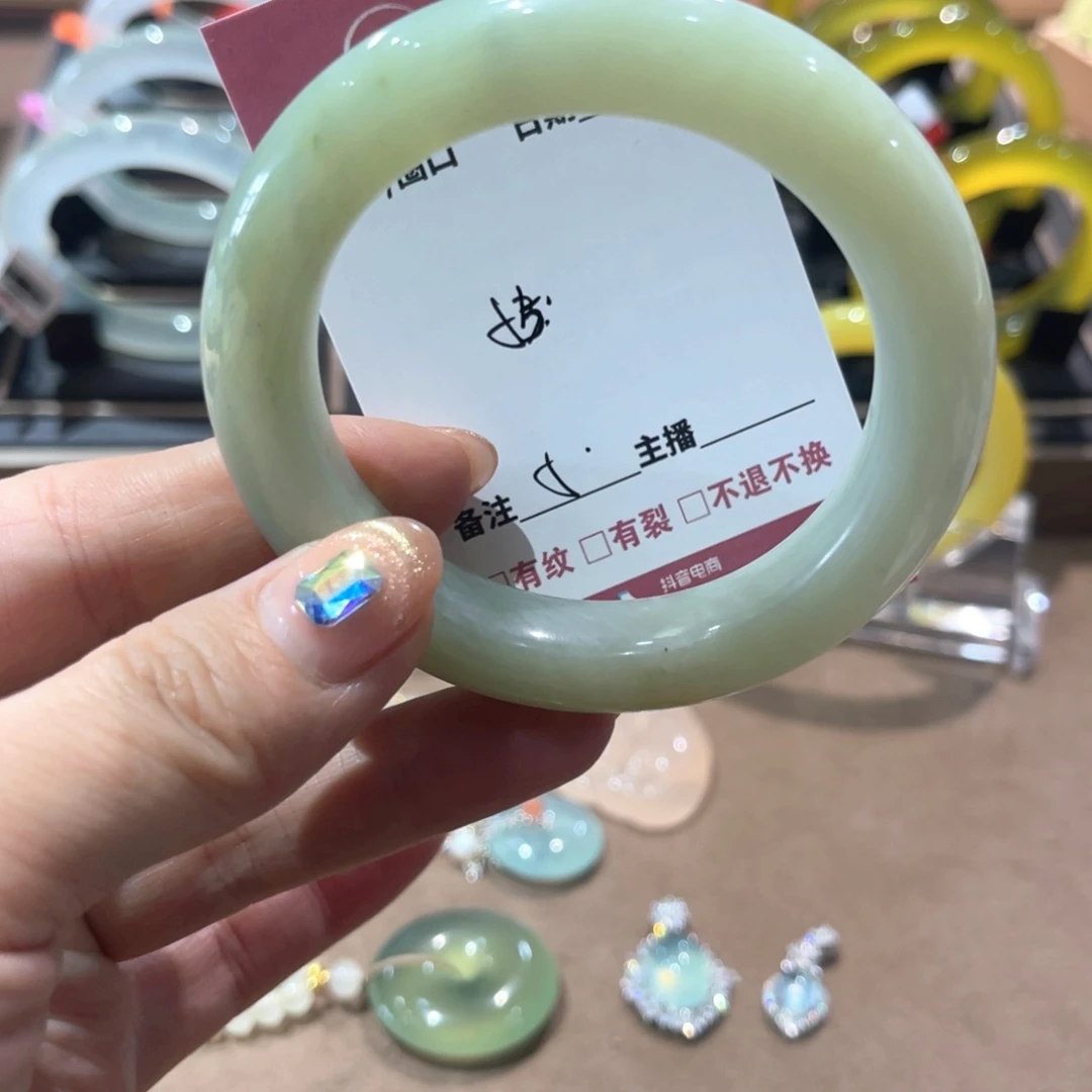 岫玉手镯未镶嵌手镯