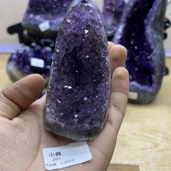 未镶嵌大型摆件(非配饰)紫晶