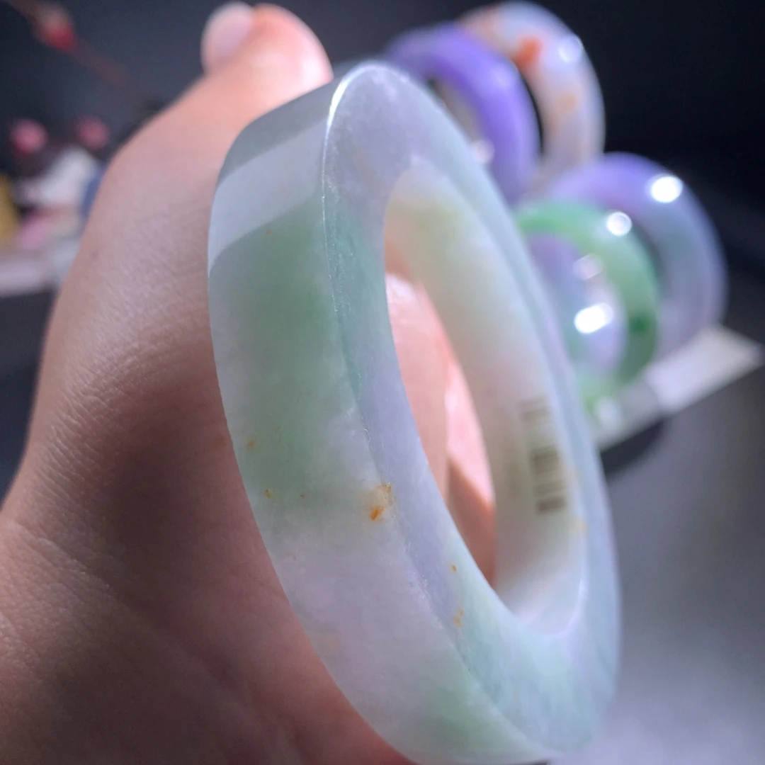 定制翡翠未镶嵌手镯