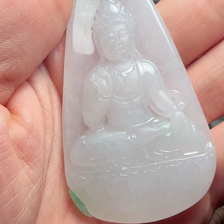 翡翠未镶嵌吊坠(不含链)奋**强在线互助人也都可以获得