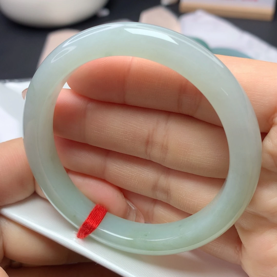 翡翠手镯未镶嵌57575858