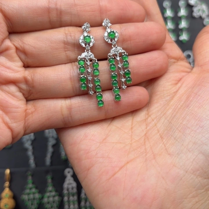 夫****翡翠银S925镶嵌耳饰