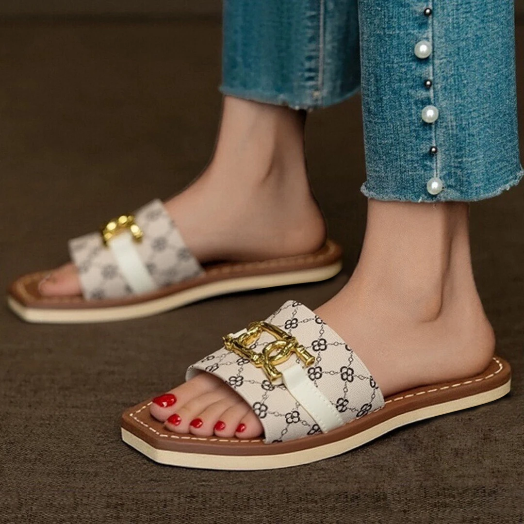 百搭纯色防滑夏季平底女士凉拖鞋修面网红老花搭扣外穿一字拖女鞋