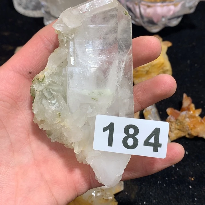 水晶水晶花未镶嵌阿****?