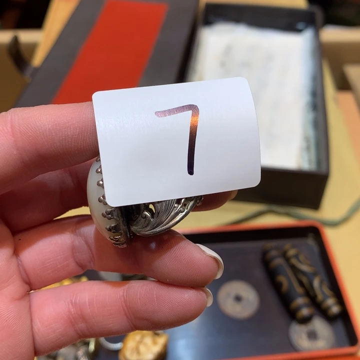 瓷片加*腿哈哈哈哈哈我真的好7