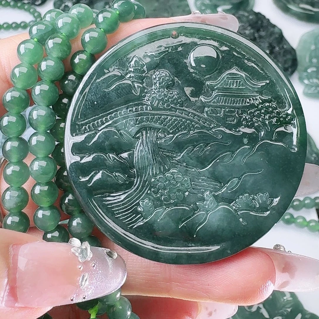 翡翠未镶嵌颈饰111