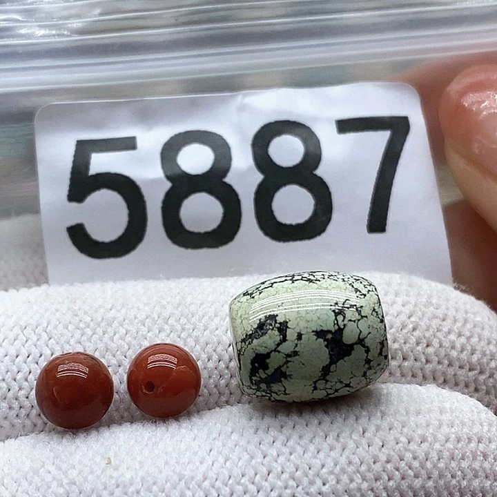 南红玛瑙未镶嵌颈饰