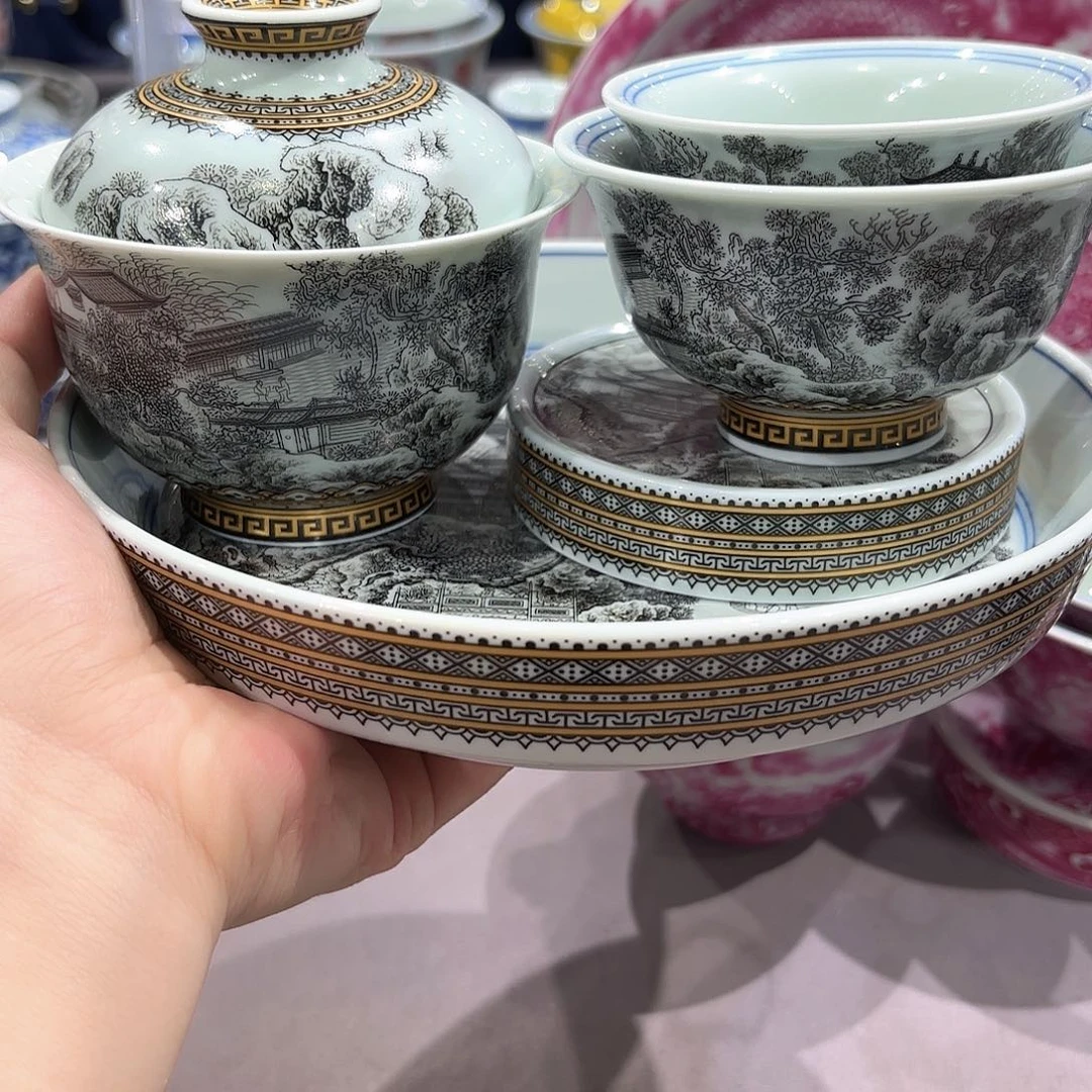 瓷片景德镇瓷器精品陈列