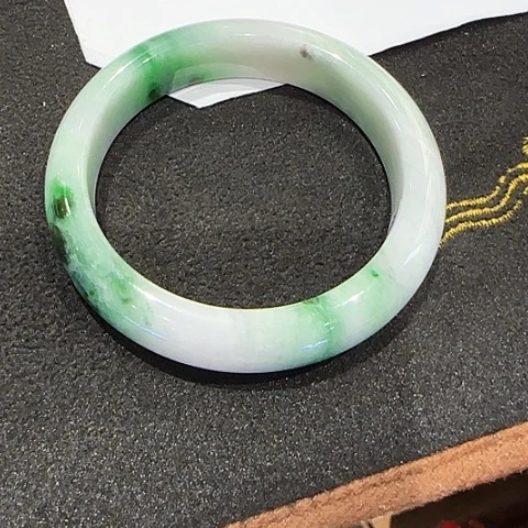 未镶嵌手镯翡翠天然翡翠