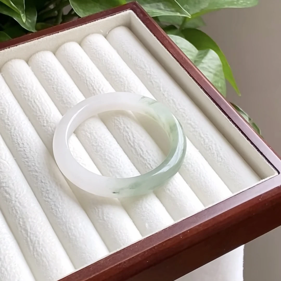 65：天然玉石天山翠手镯多样性发货