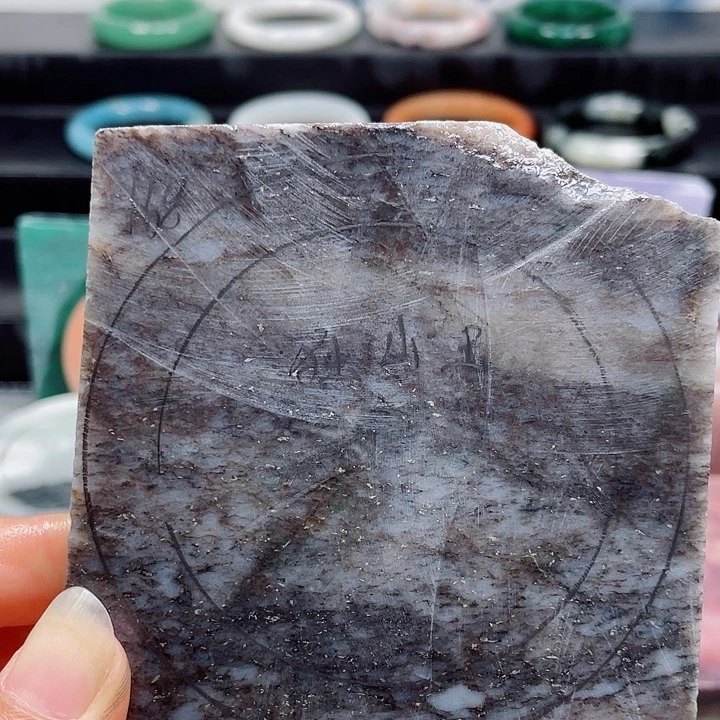 石英质玉未镶嵌手镯定制