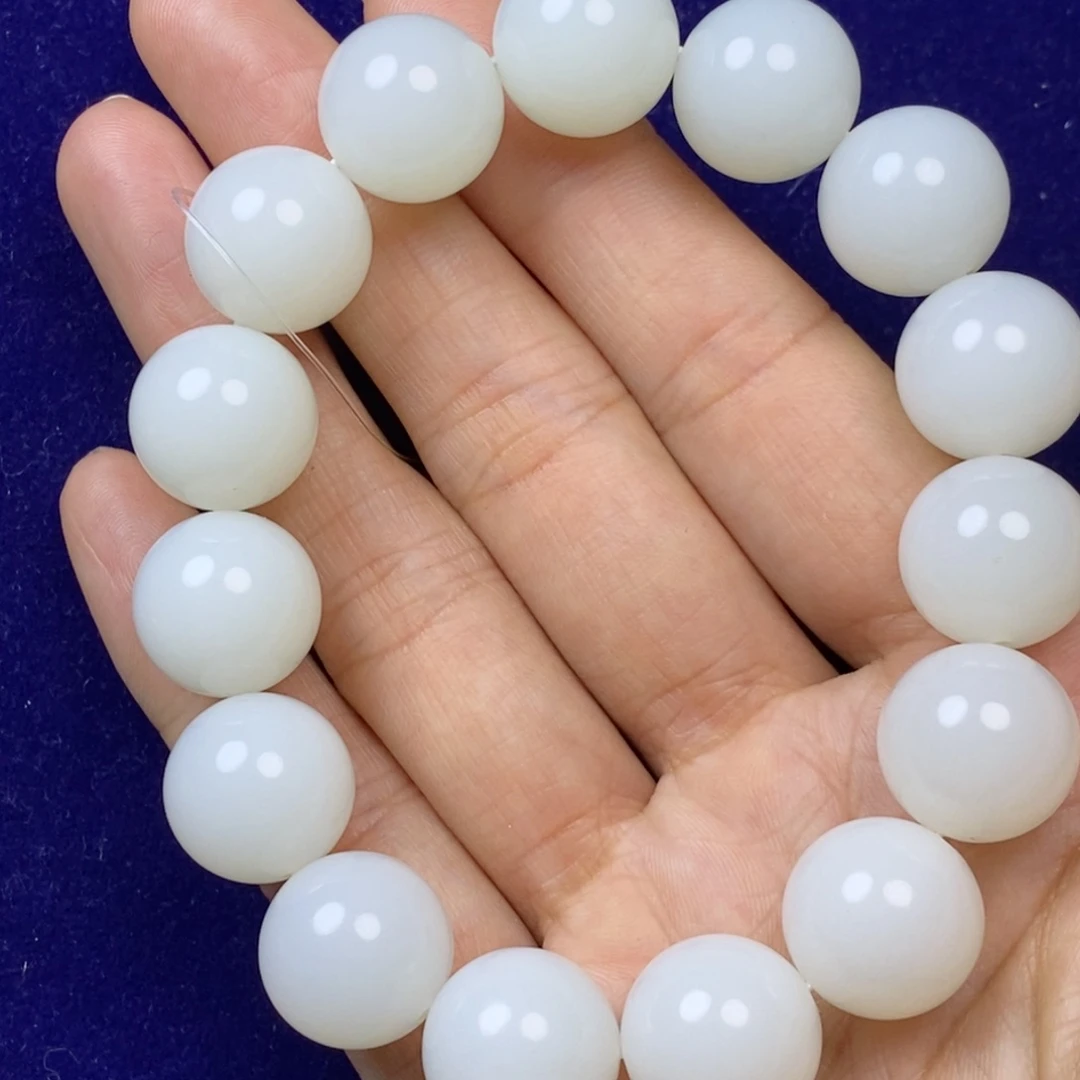 和田玉未镶嵌手串