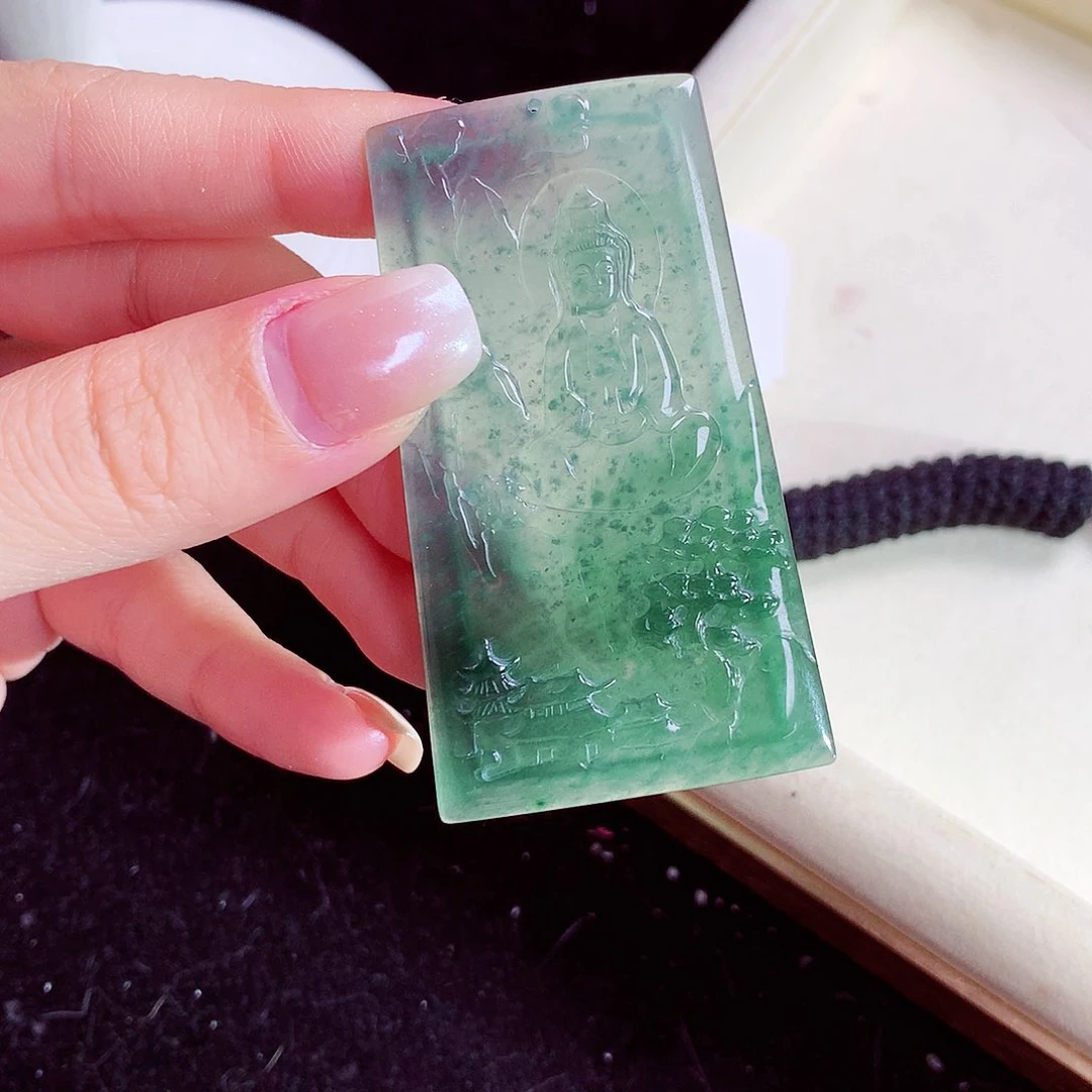 颈饰未镶嵌翡翠天然