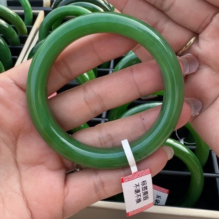 和田玉（碧玉）手镯未镶嵌