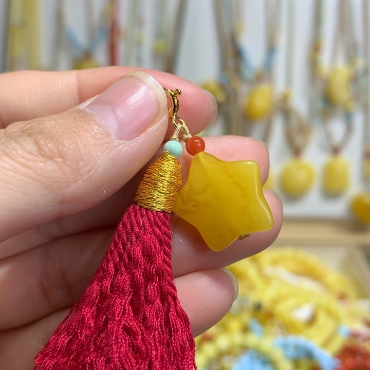 蜜蜡未镶嵌裸石配饰