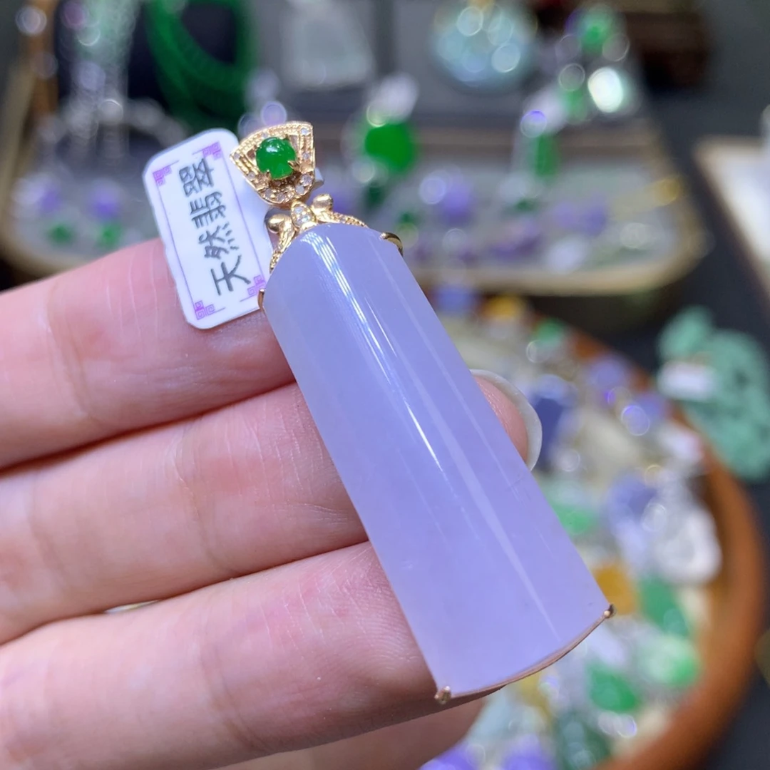 翡翠18K金镶嵌颈饰翡翠吊坠项链