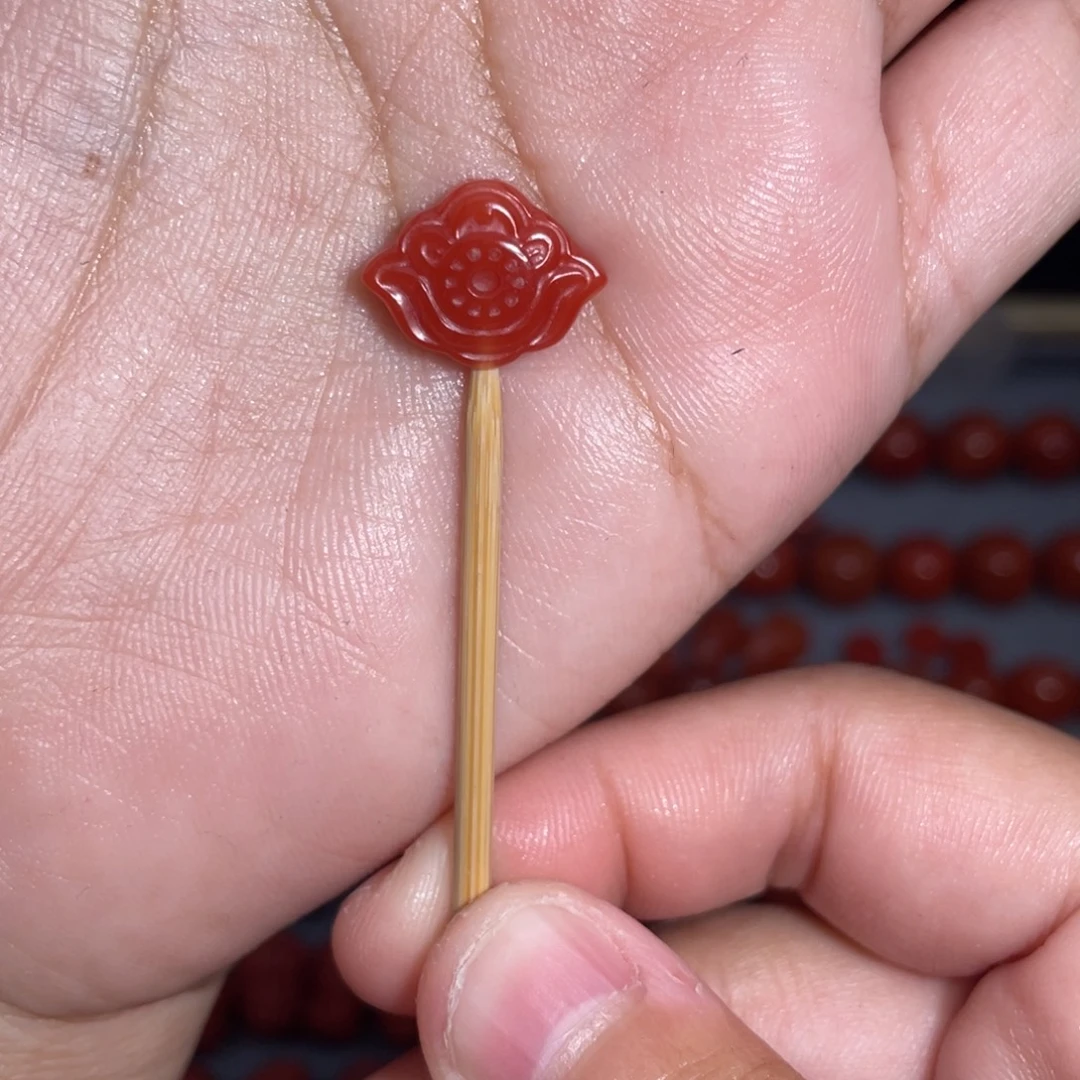 未镶嵌莲花11.2mm南红玛瑙