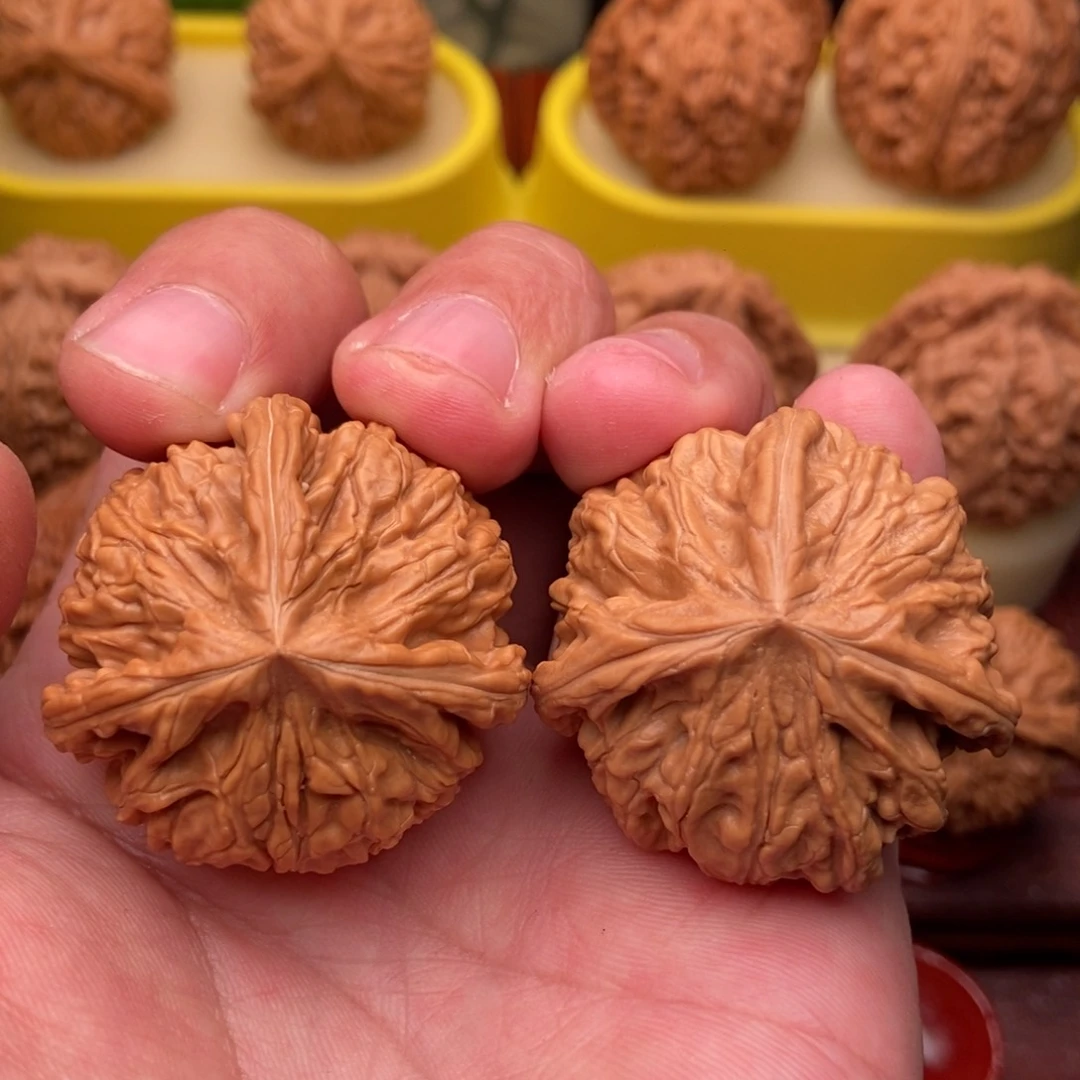 桃核把件粗筋肉球大三棱38