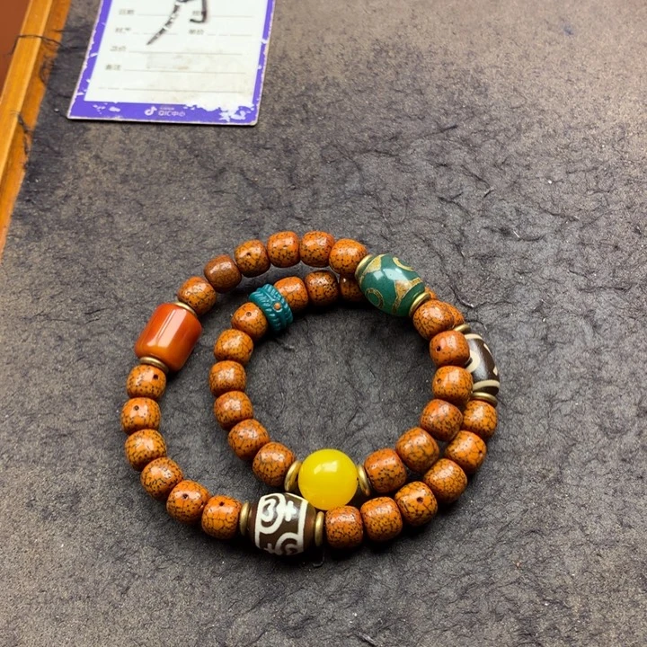 星月菩提吊坠多圈