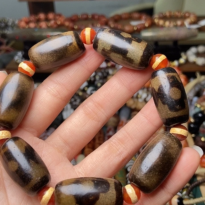 玛瑙/玉髓足铂镶嵌手链