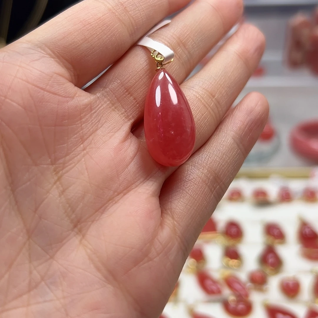 菱锰矿（红纹石）18K金镶嵌吊坠(不含链)
