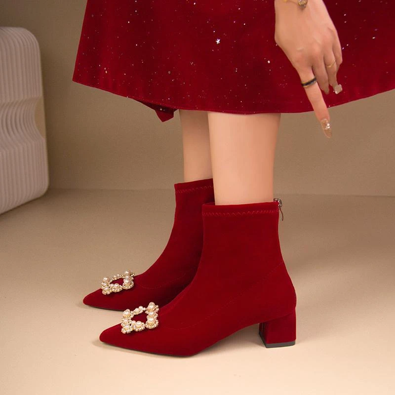 粗跟高跟鞋婚鞋加绒瘦瘦短靴女2025新款秋冬红色秀禾婚鞋新娘鞋子