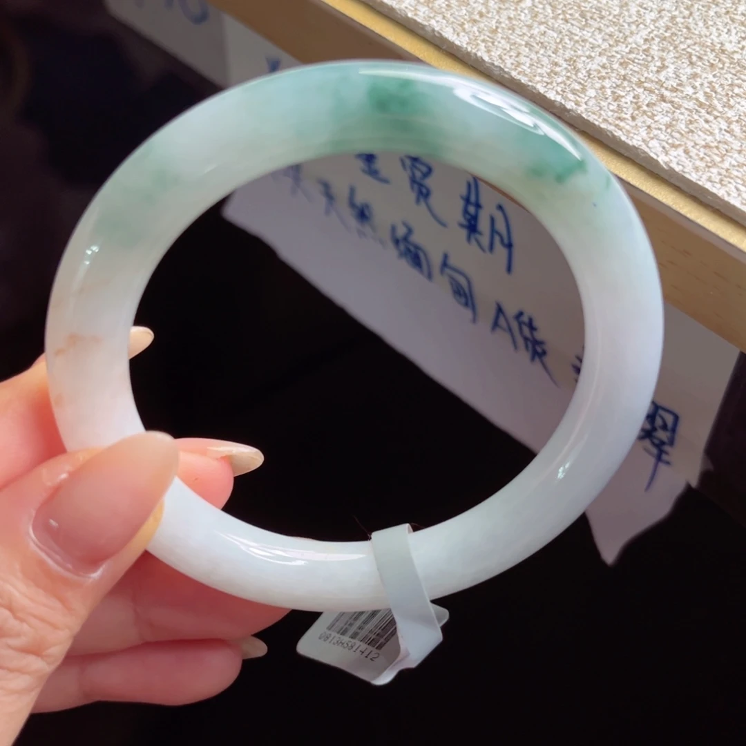 翡翠未镶嵌手镯手镯