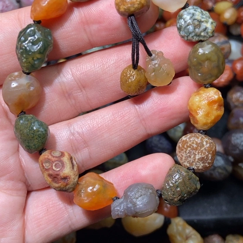 【闪购商品】玛瑙/玉髓项圈合金璐*琪