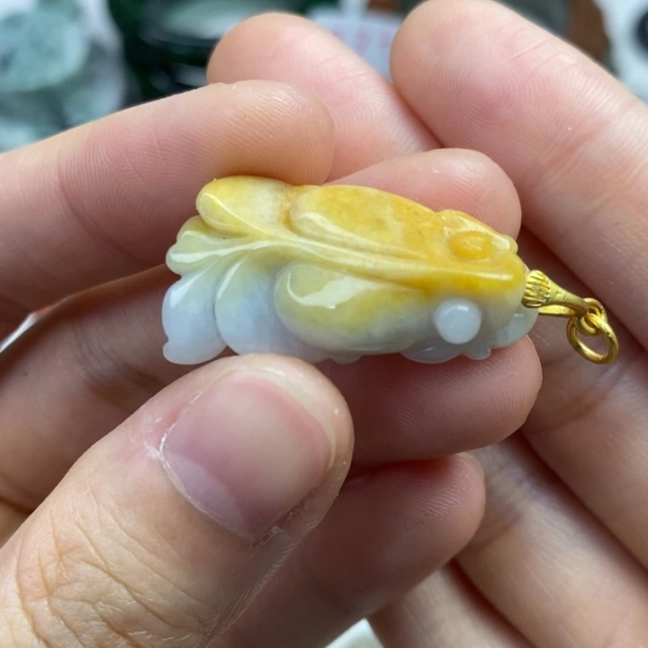 颈饰未镶嵌翡翠吊坠