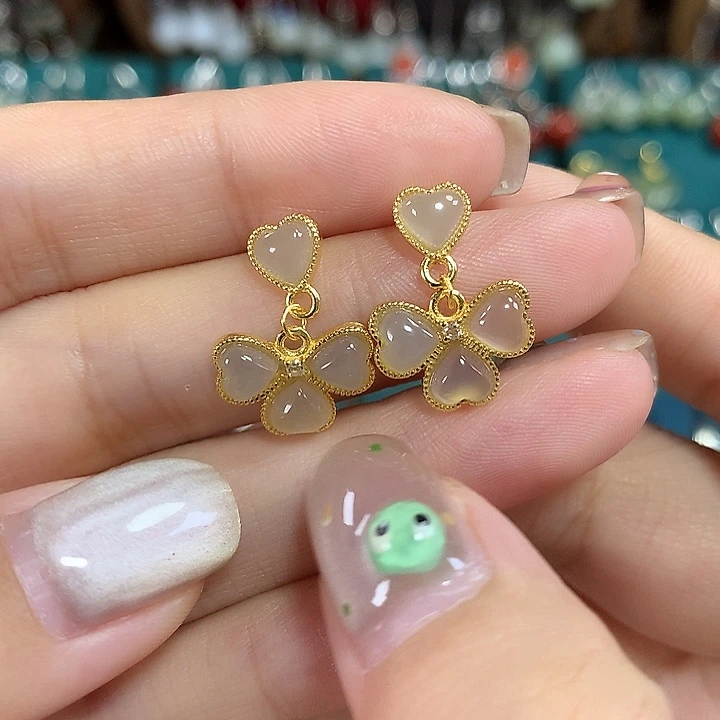 和田玉银S925镶嵌耳饰四叶草