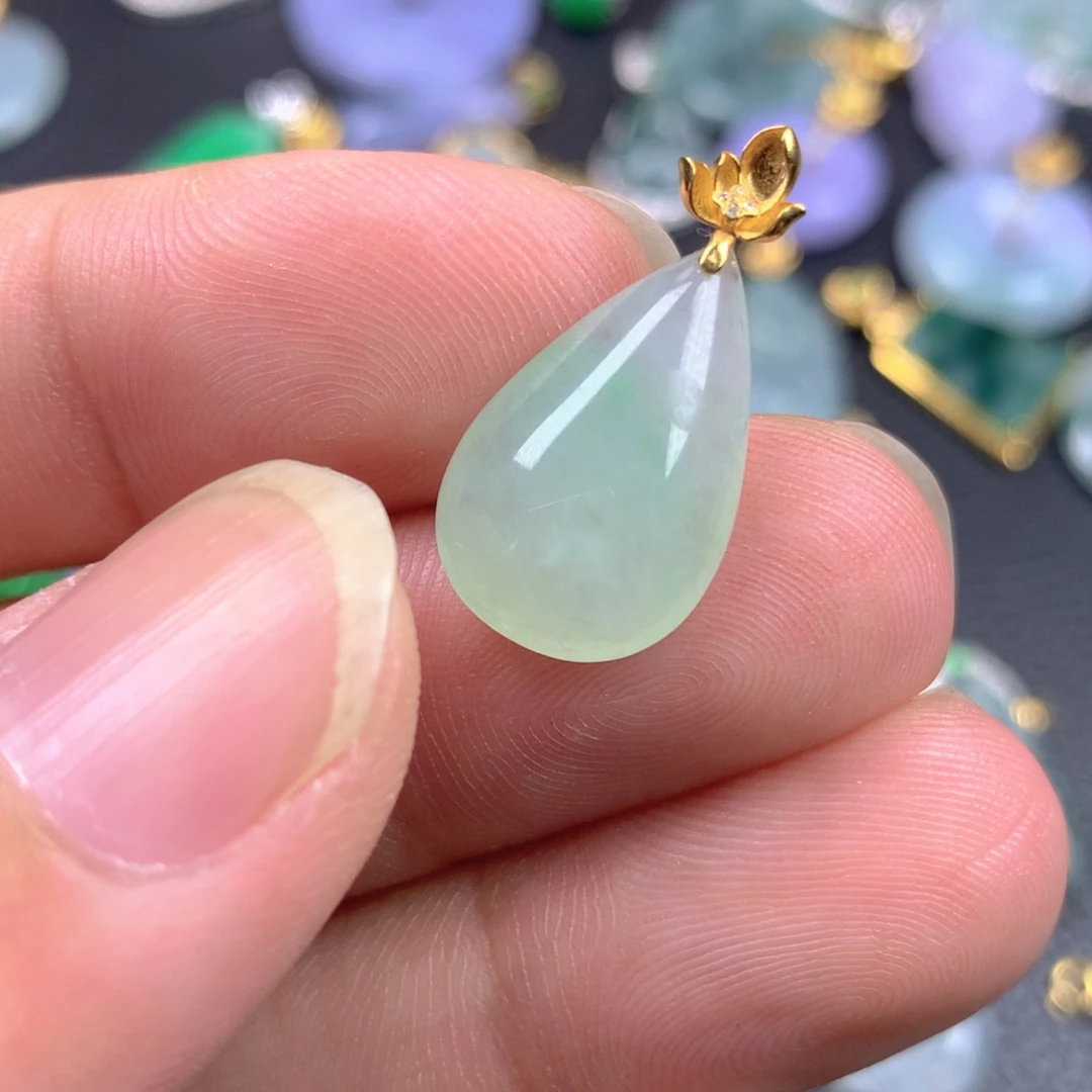 【闪购商品】翡翠18K金镶嵌颈饰翡翠