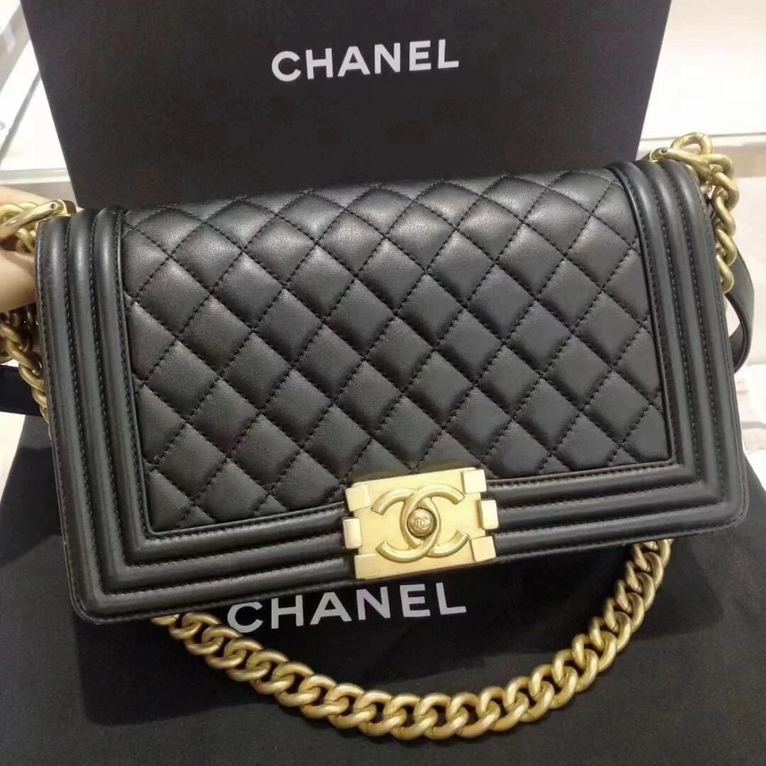 95新 Chanel/香奈儿 多多奢品/香奈儿中号黑金leboy包/98新包展