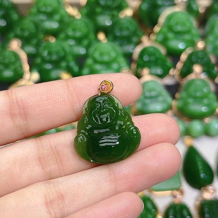 和田玉（碧玉）颈饰18K金镶嵌